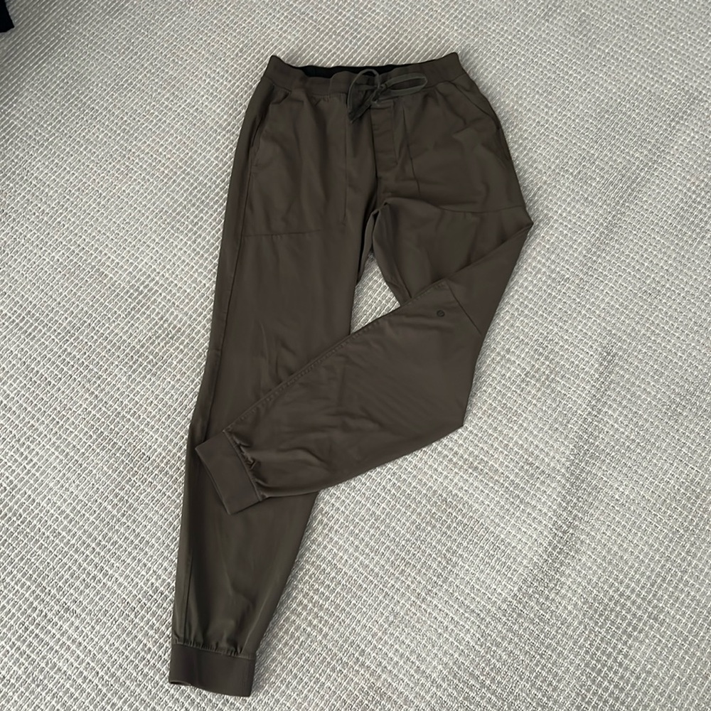 LULULEMON ABC JOGGER LARGE TALL (from like new website)